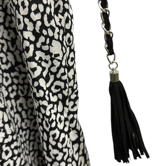 Karl Lagerfeld Sleeveless Black White Button Up Chain Tassel Tie Top Blouse S - Picture 8 of 11